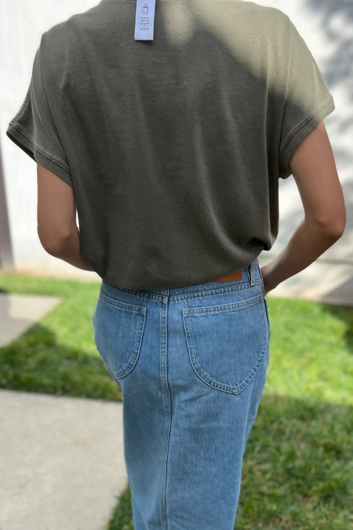 Ease Tee - Army Green