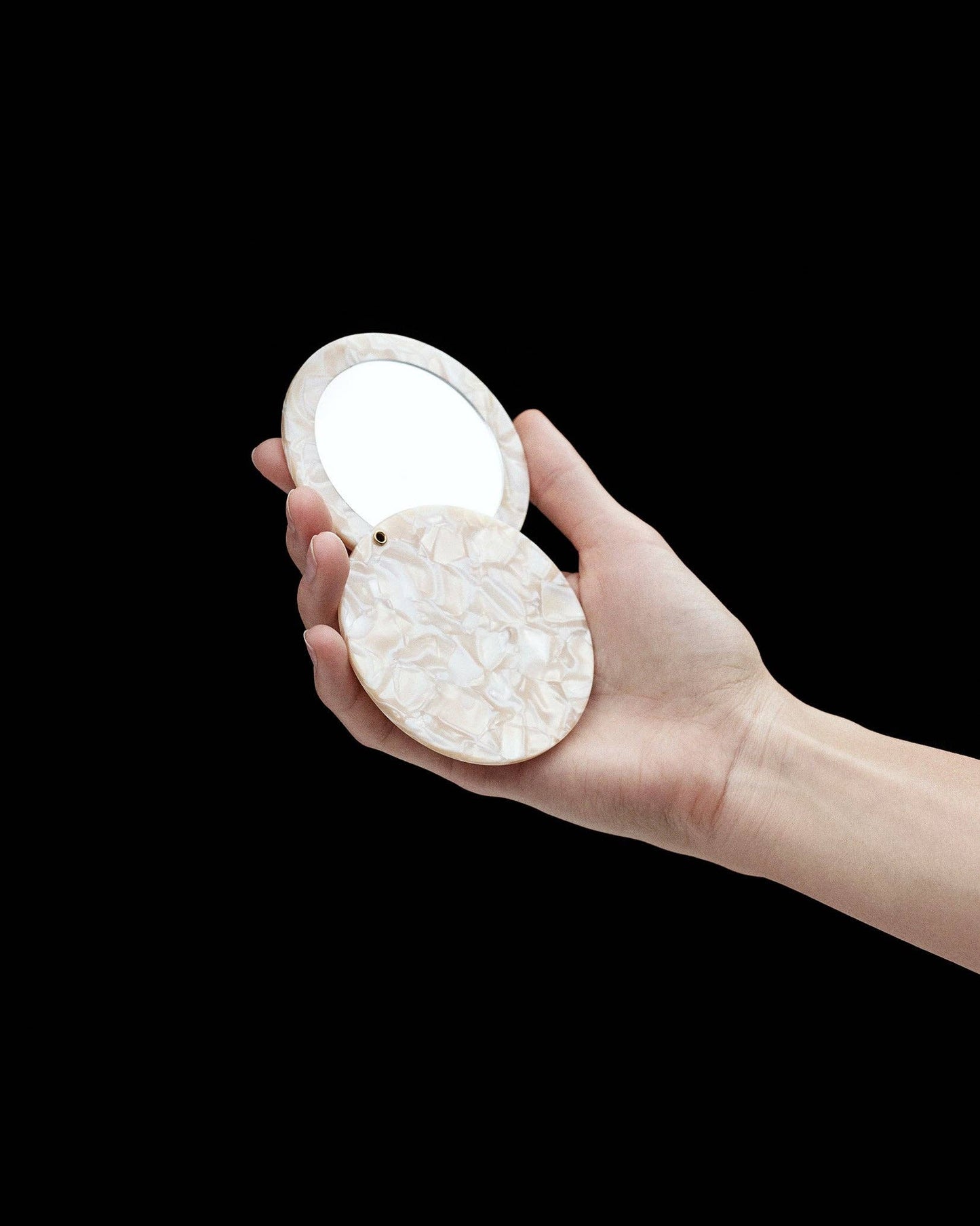 Circle Mirror - Obsidian