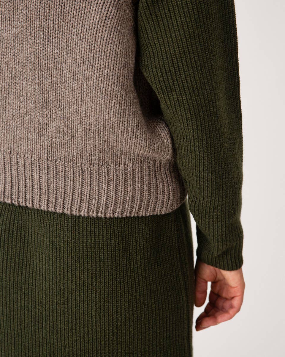 Slipover Knit Vest - Hare