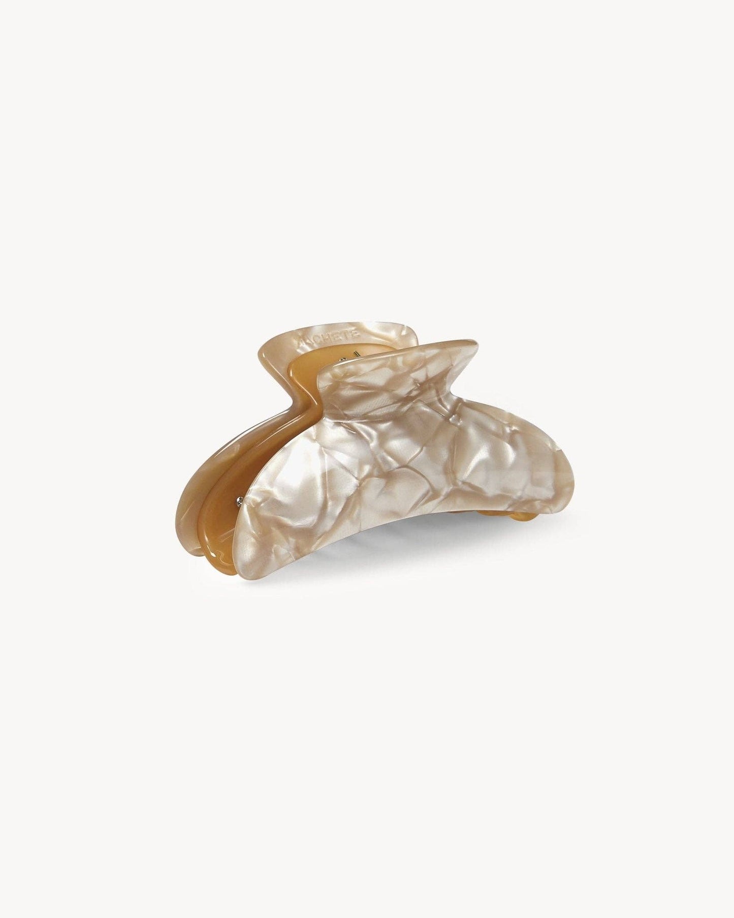 Grande Heirloom Claw - Sand Shell
