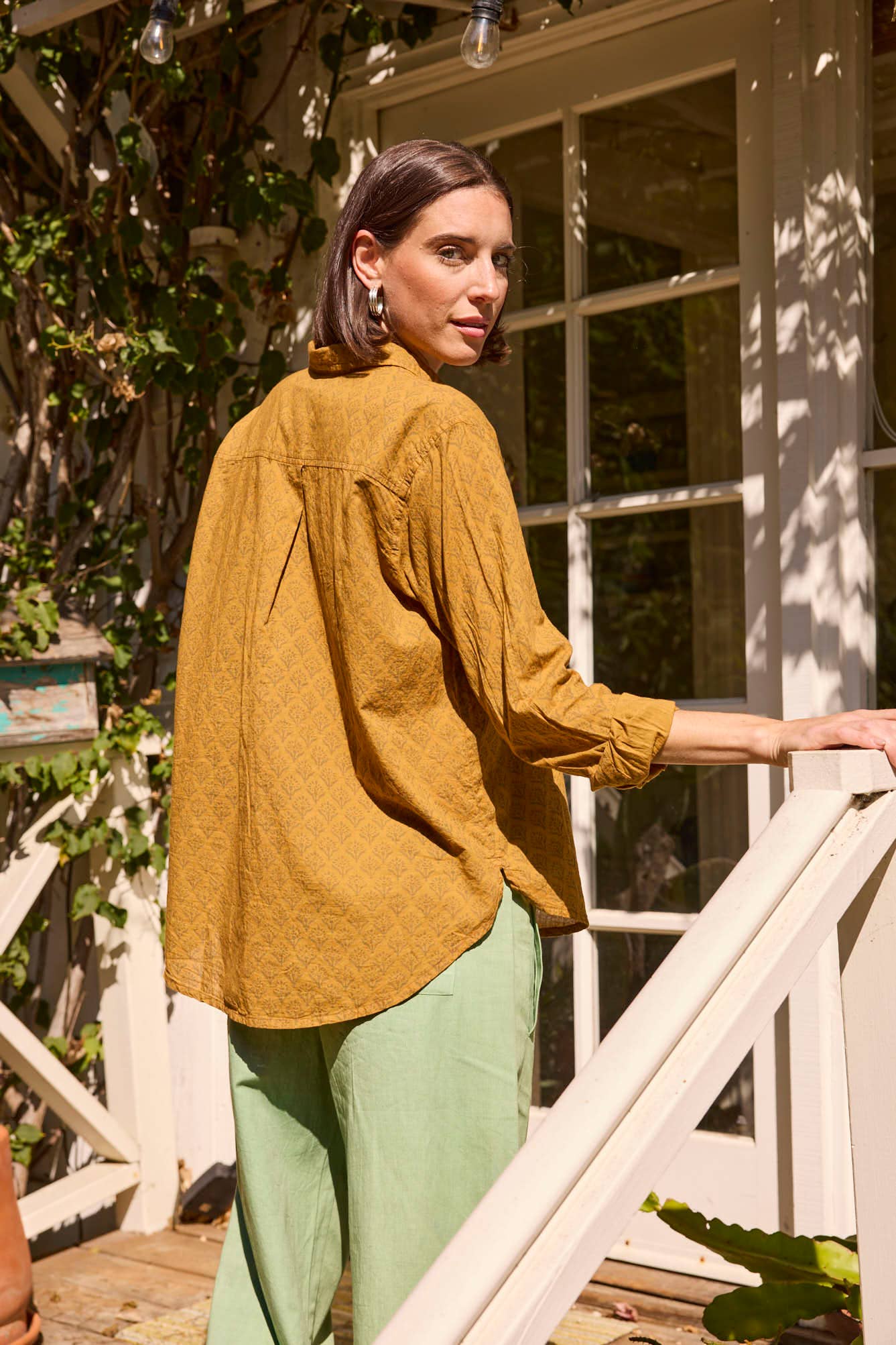 Good Boyfriend Shirt - Sunflower Overdye Honeycomb