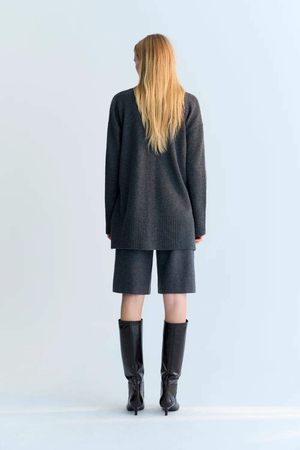 Agatha Cardigan - Mid Grey