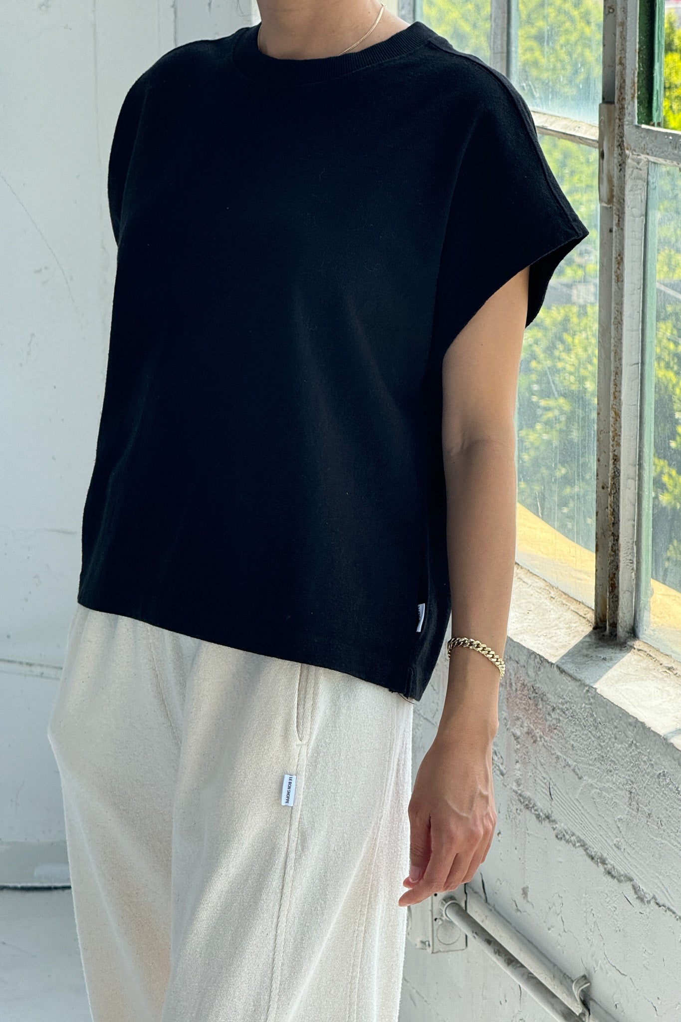 PREORDER Jeanne Tee - Black