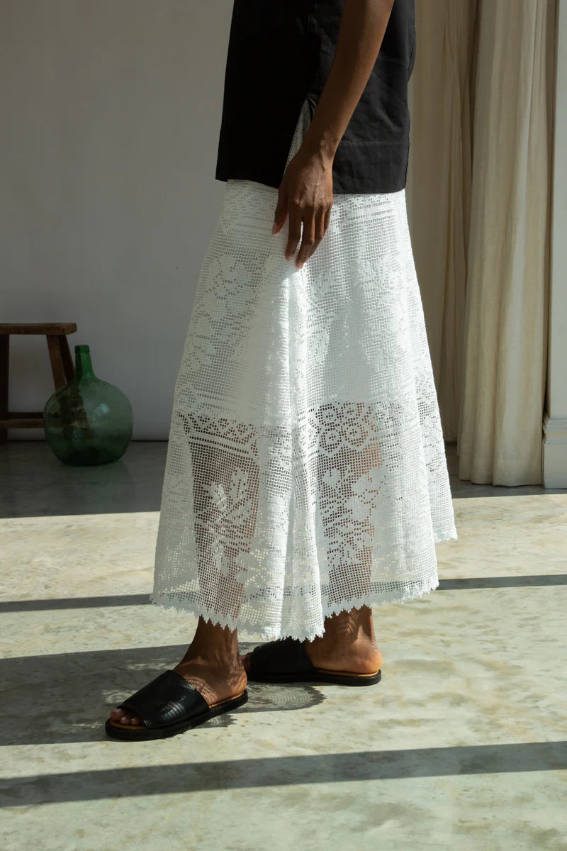 Lyla-Fay Cotton Lace Skirt in White by HANNAH BEAUMONT – Wull & Oak