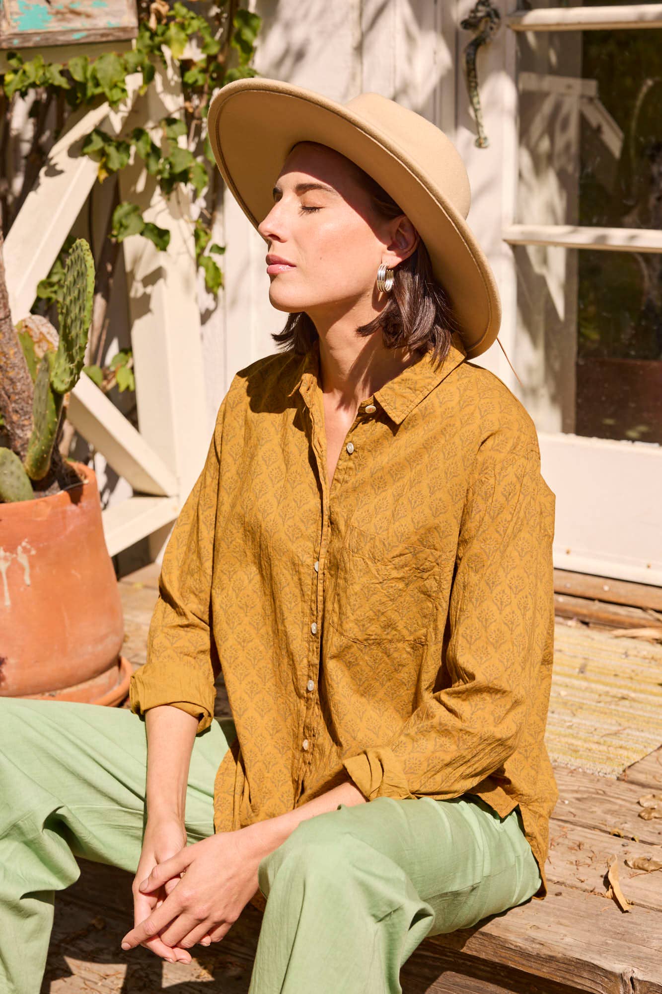 Good Boyfriend Shirt - Sunflower Overdye Honeycomb