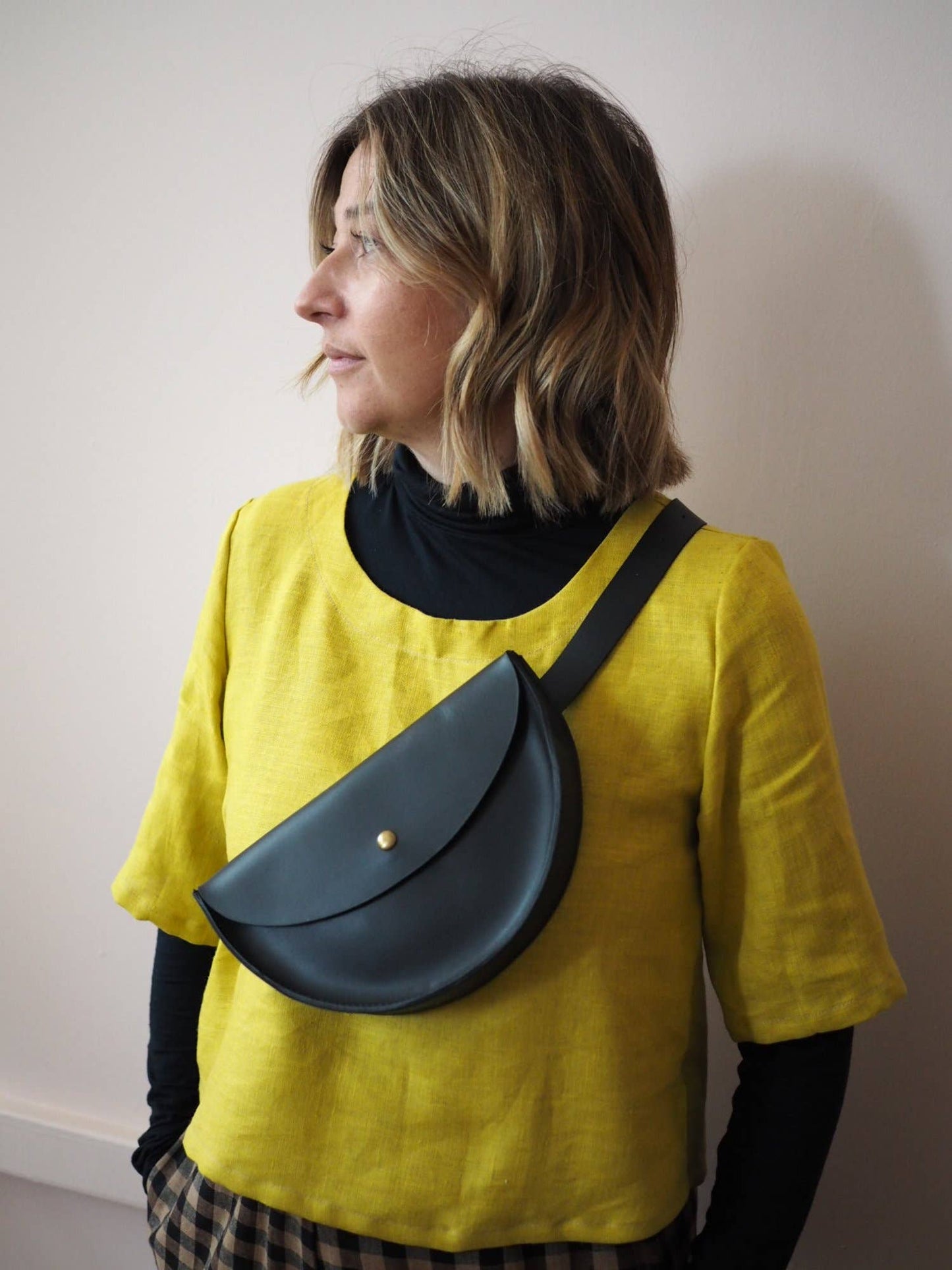 Heather Half Moon Belt Bag - Black