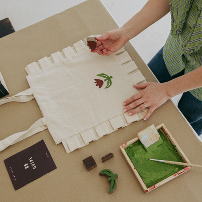 Block Printing Kit - Tulip Ruffle Tote