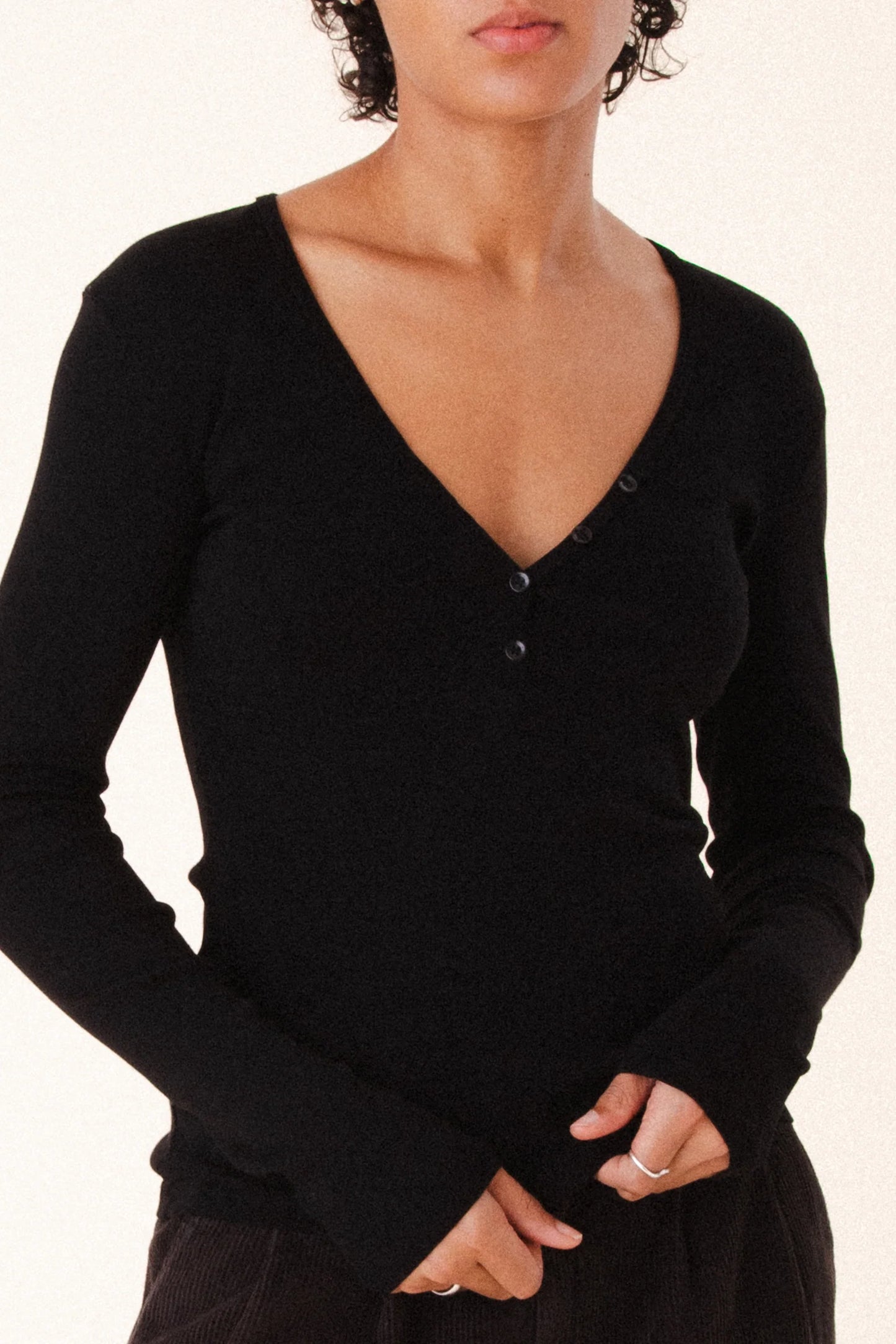 Deep Henley - Black