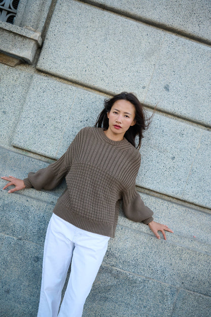 Delčia Organic Cotton Sweater - Earth Brown