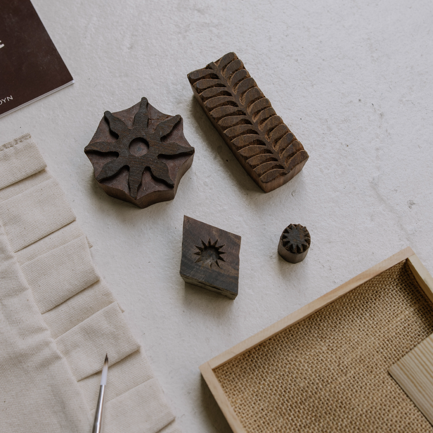 Block Printing Kit - Fern Ruffle Tote