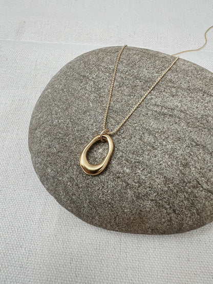 Cove Necklace