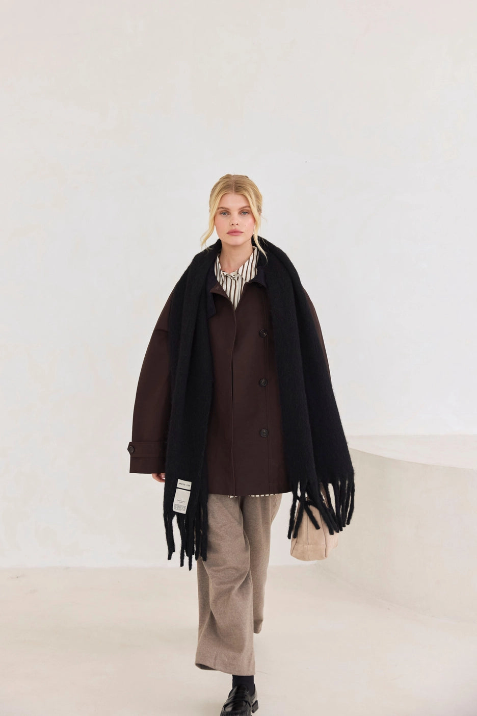 The Reykjavik Scarf with RWS Wool - Black