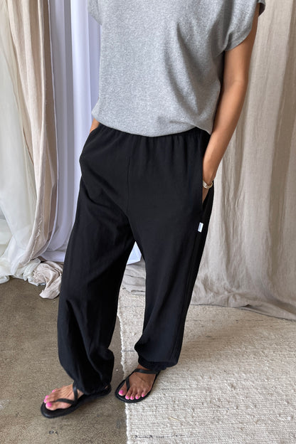 PREORDER Balloon Pants - Black