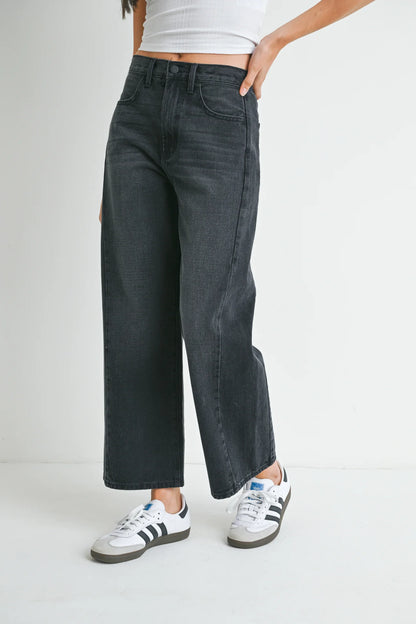 Barrel Jean Twist - Washed Black