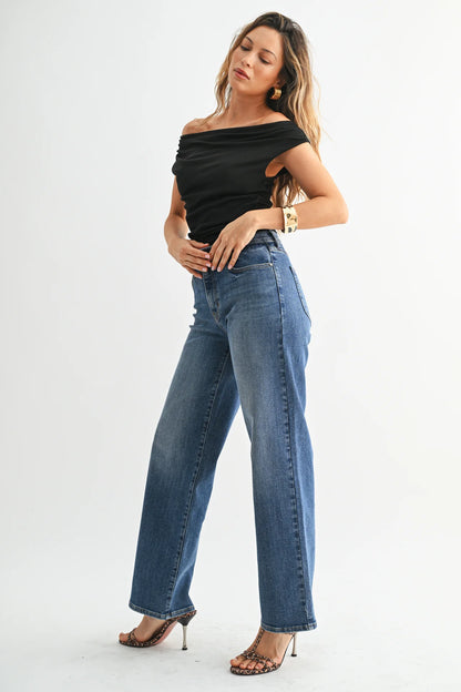 The Loose Straight - Medium Wash