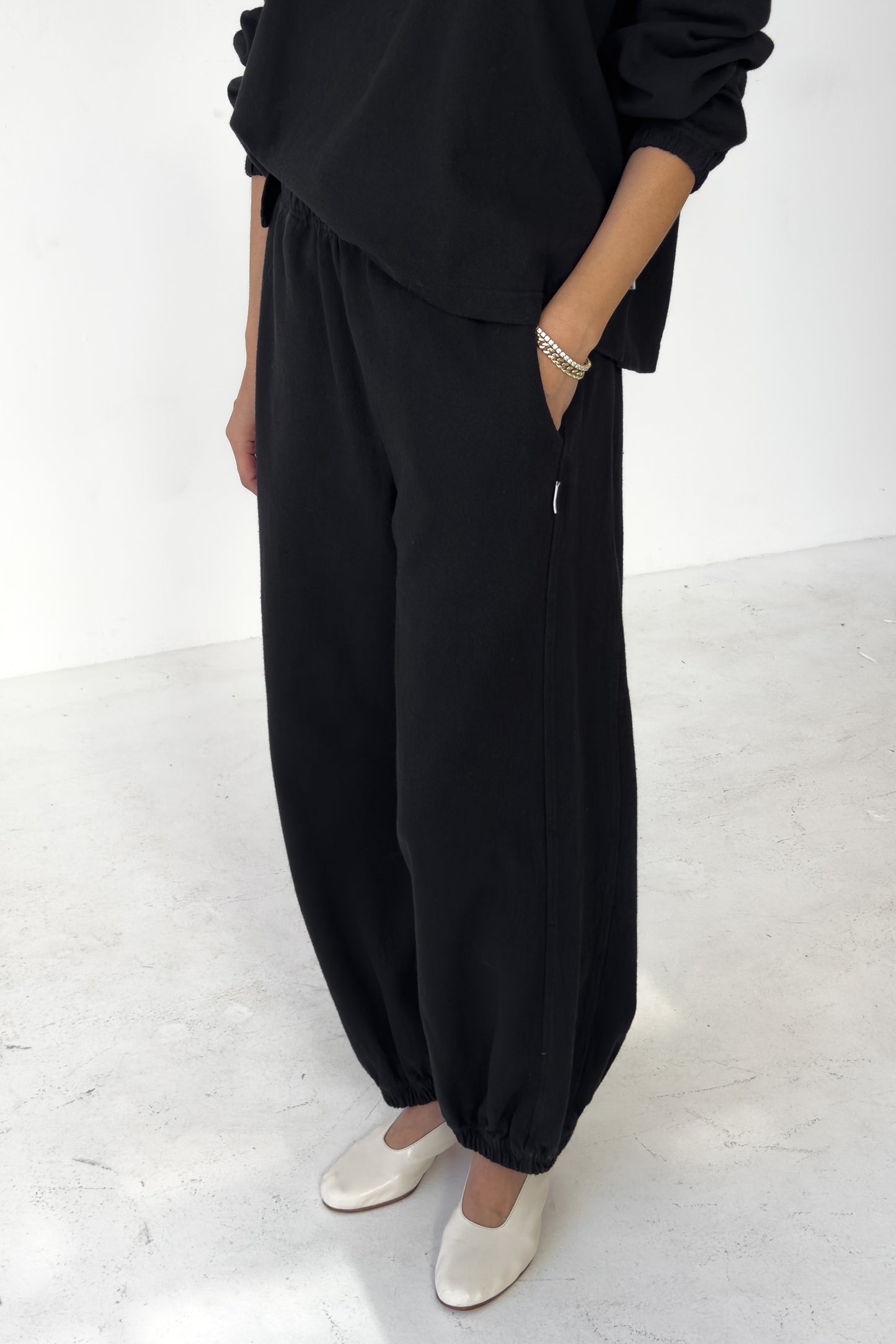 PREORDER Balloon Pants - Black