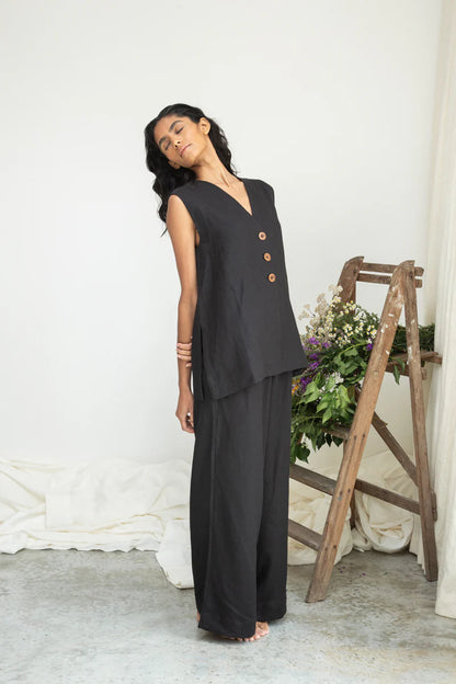 Wren-May Linen Vest - Black