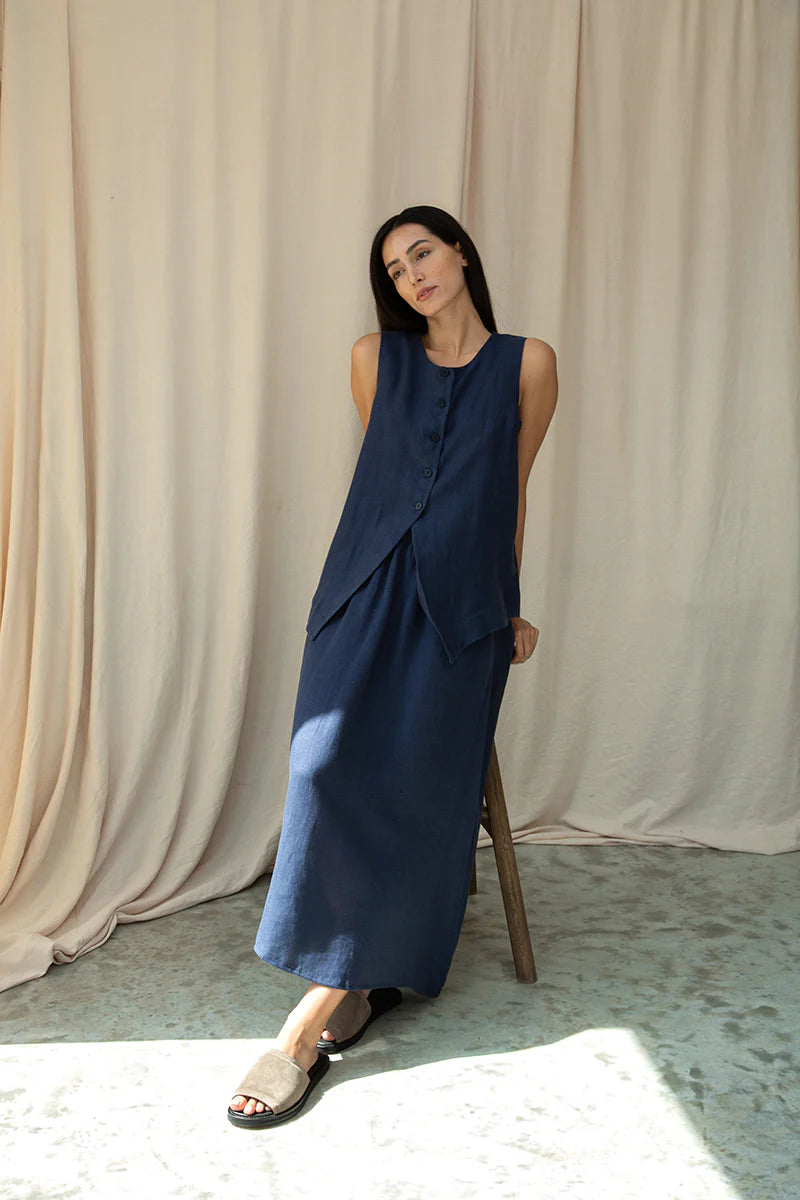 Olivia-May Linen Waistcoat in Midnight