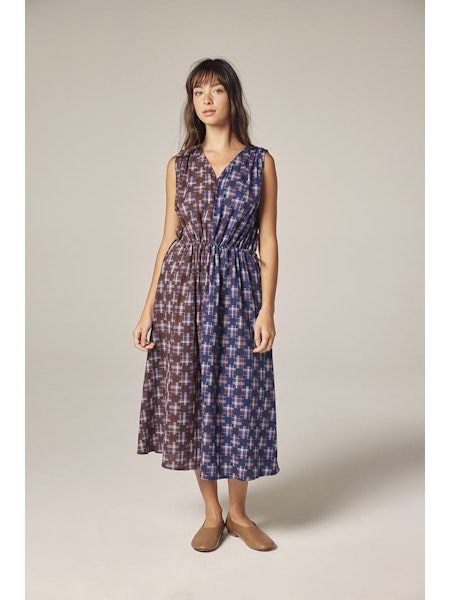 Contrast V-Neck Dress