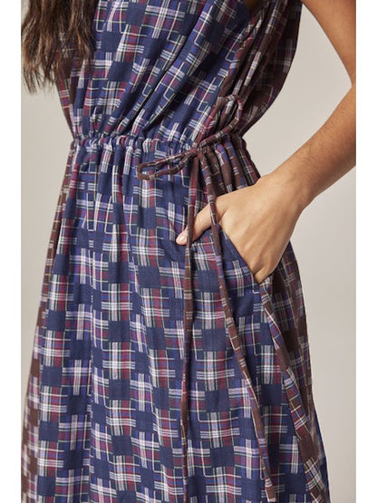 Contrast V-Neck Dress