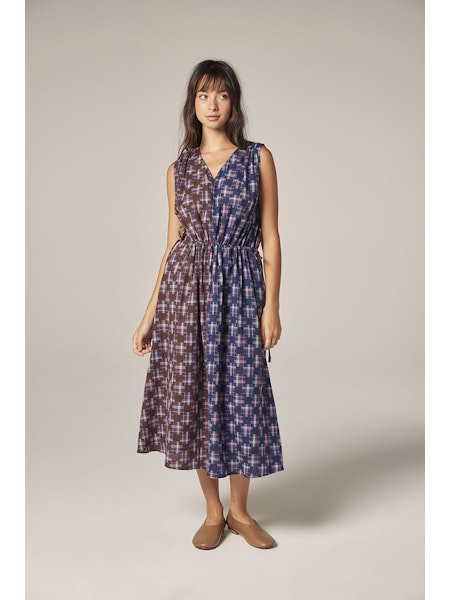 Contrast V-Neck Dress