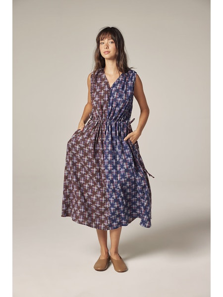 Contrast V-Neck Dress