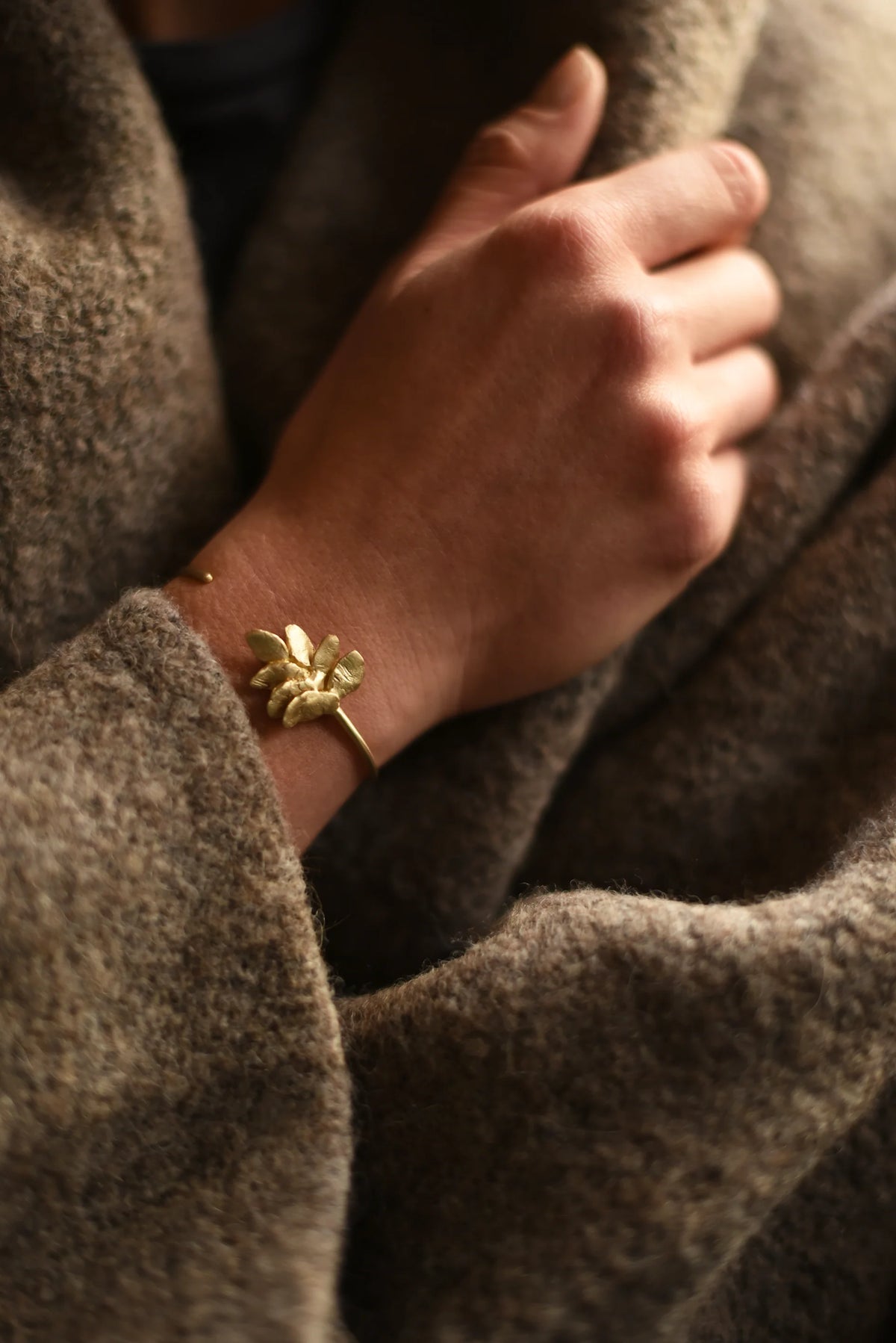 8.6.4 Design Cuff - CU-H-13