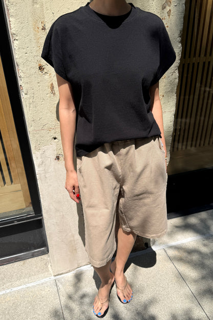 PREORDER Jeanne Tee - Black