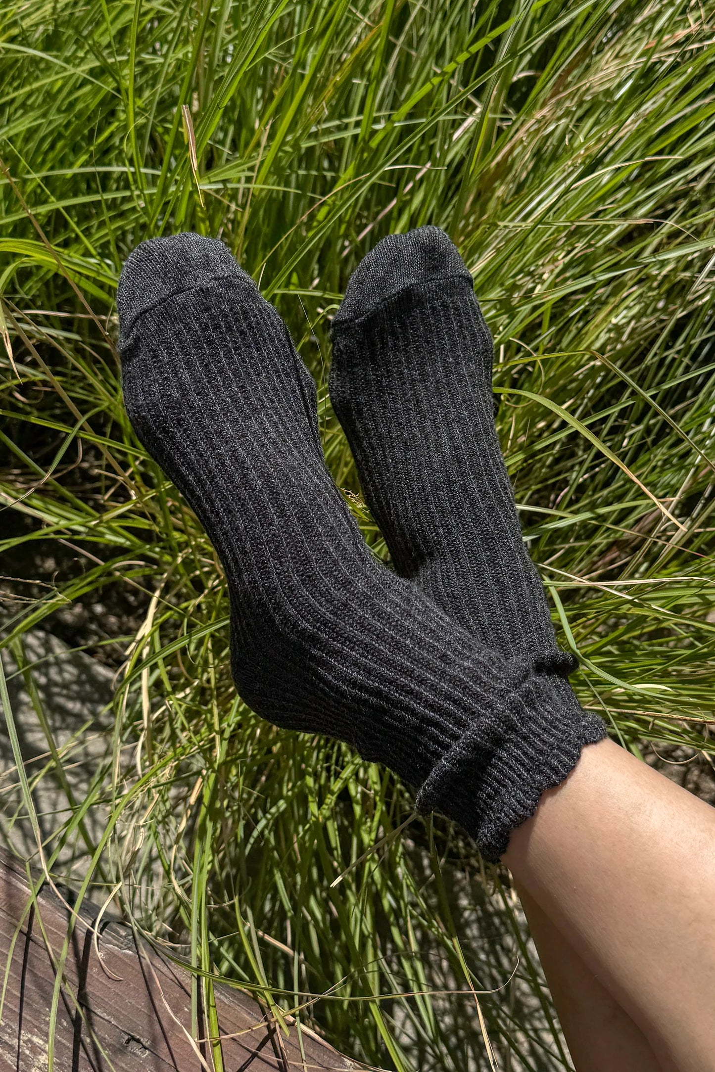 Linen Scallop Socks - Multiple Colors
