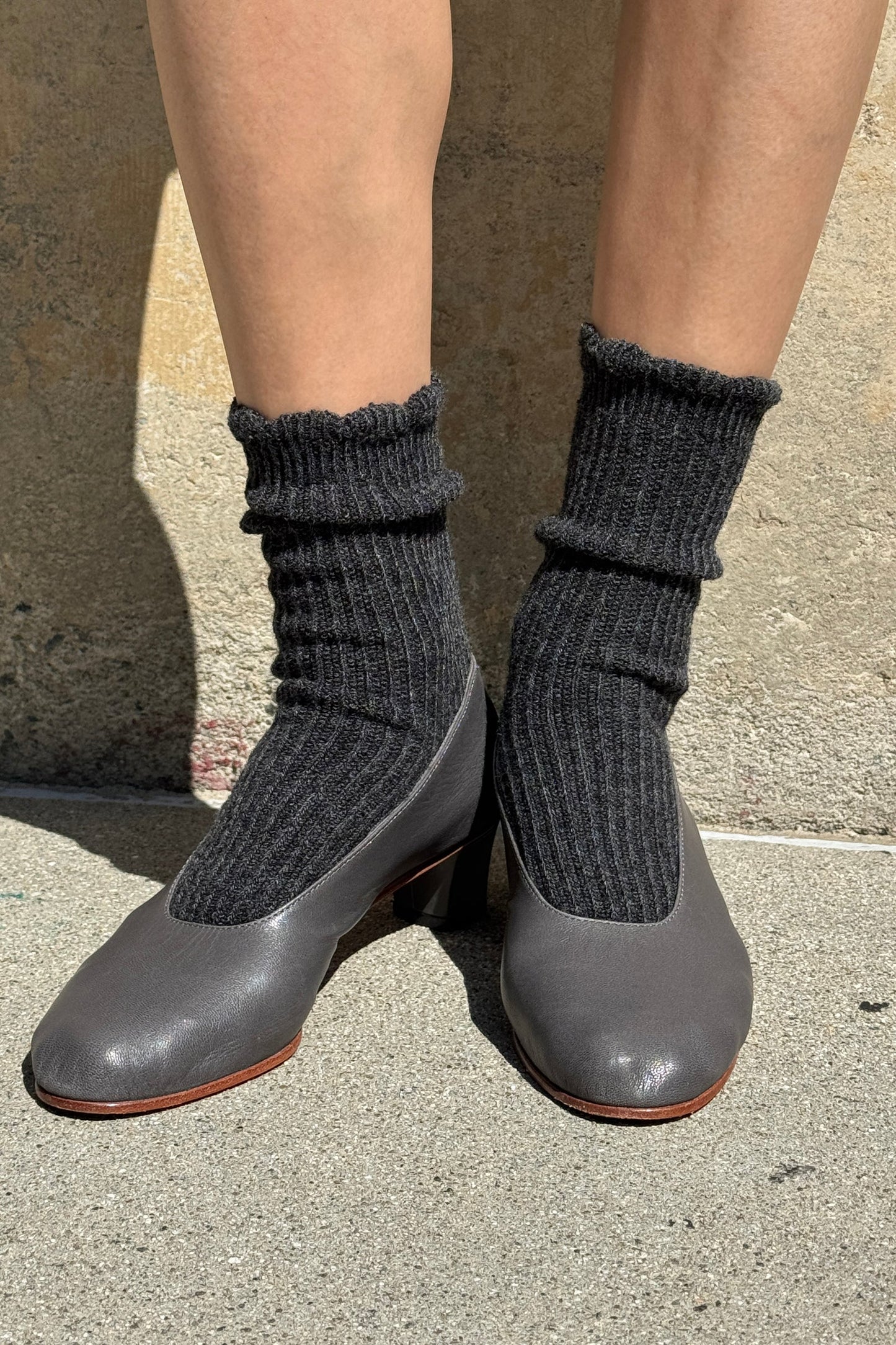 Linen Scallop Socks - Multiple Colors
