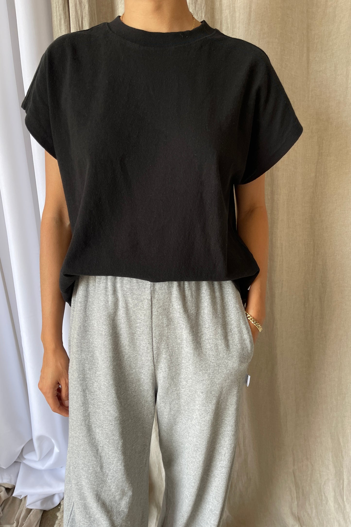 PREORDER Jeanne Tee - Black