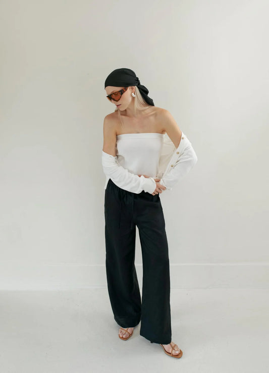 Sadie Pant - Black