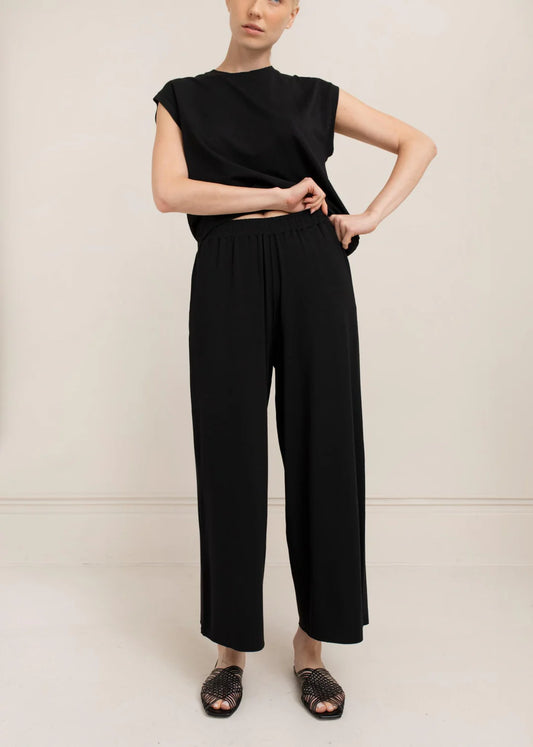 Leif Cropped Pant - Black