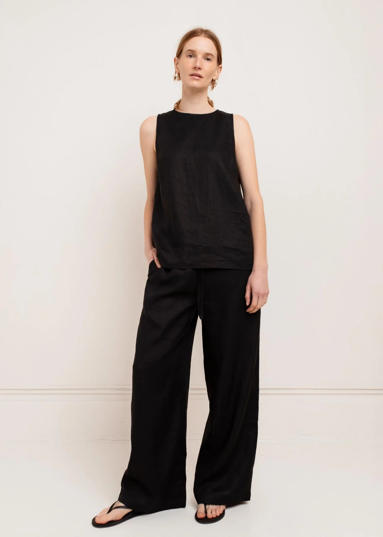 Sadie Pant - Black