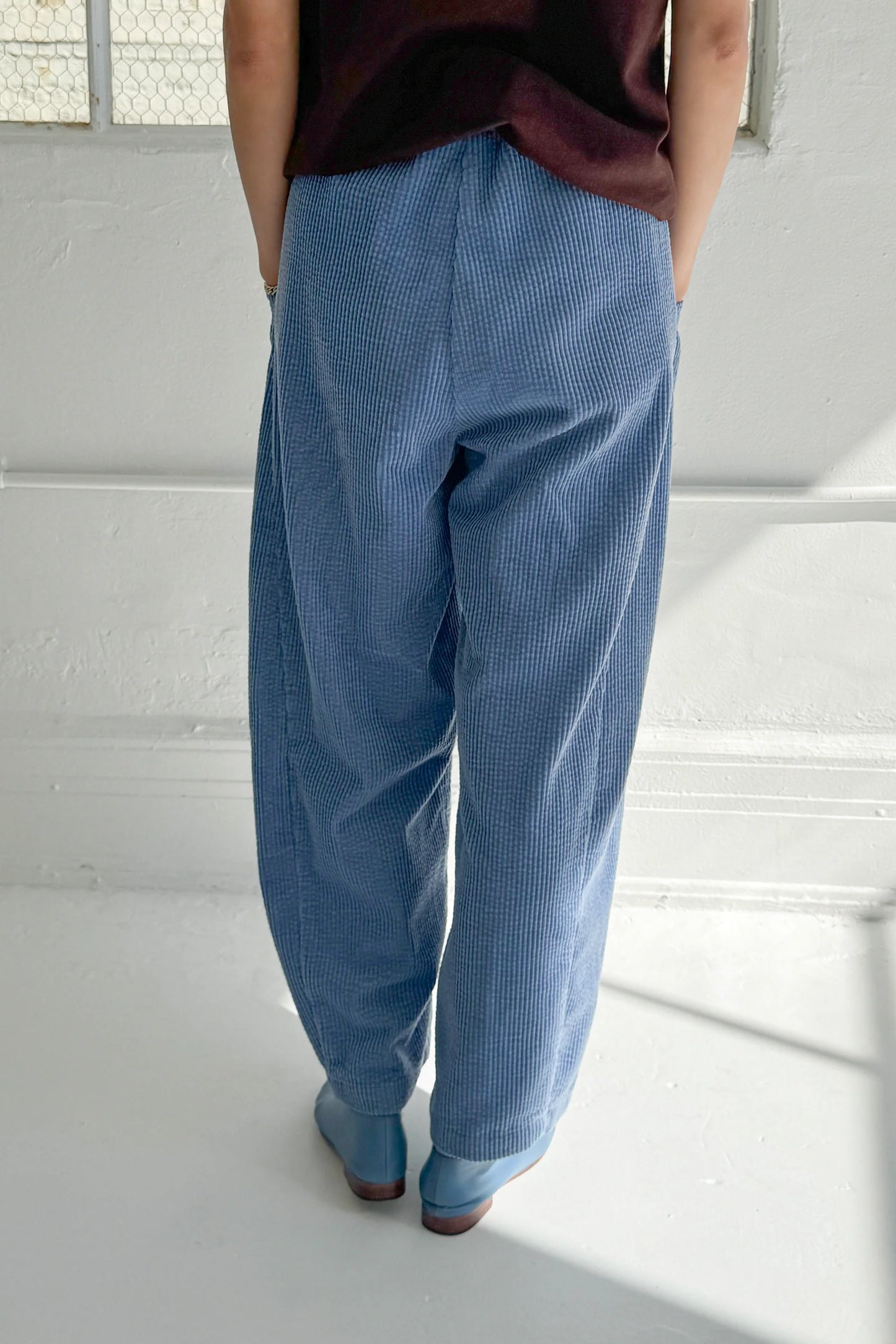 Soft Corduroy Arc Pants - Blue