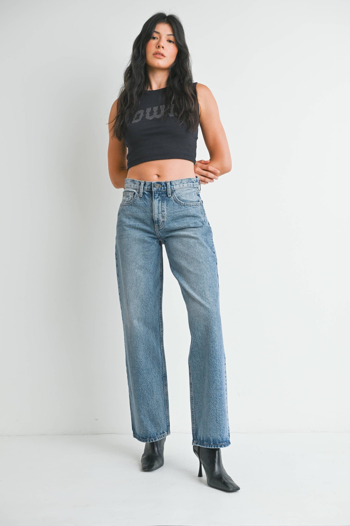 The Relaxed Straight Leg Jean - Medium Denim