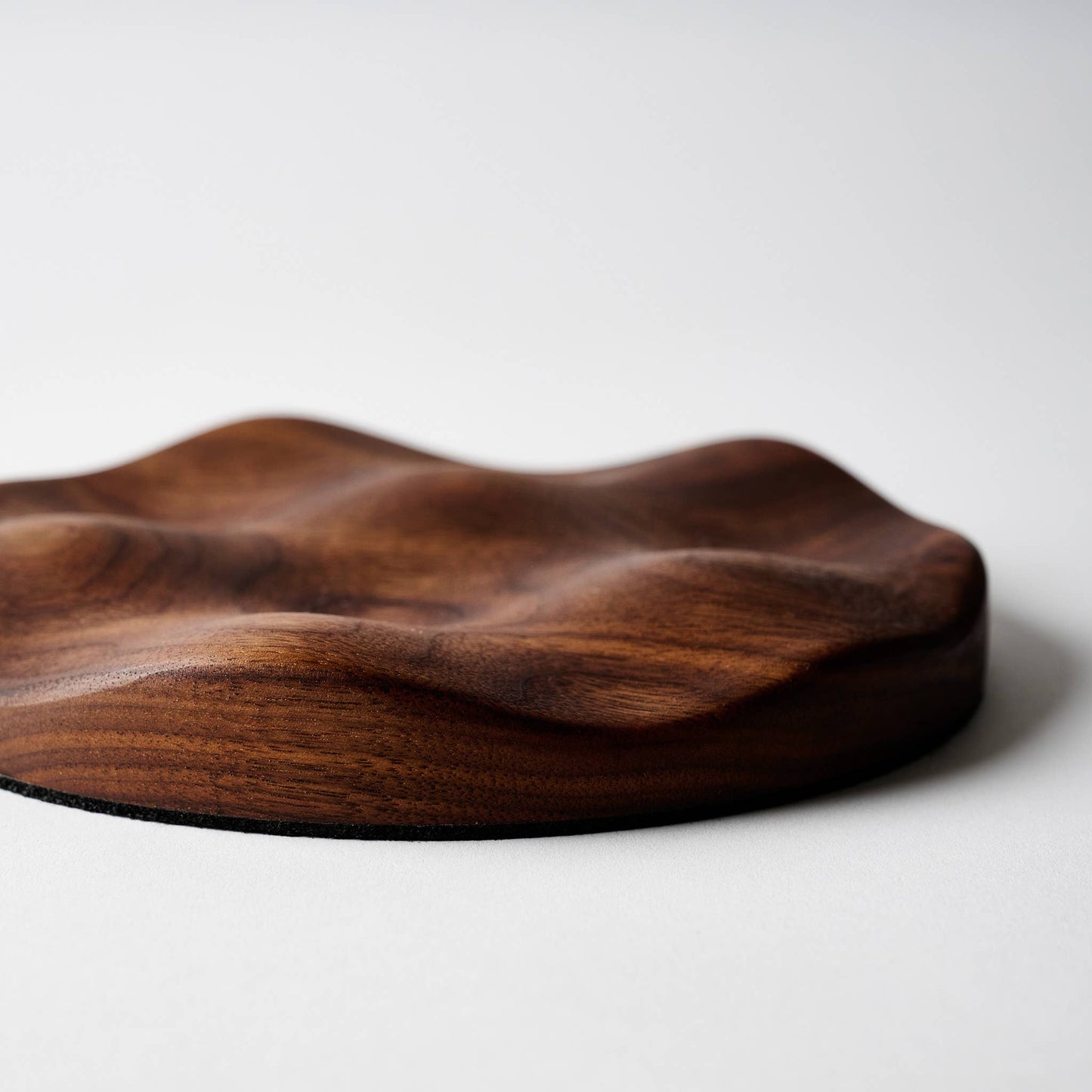 TOPO Round Tray - Walnut