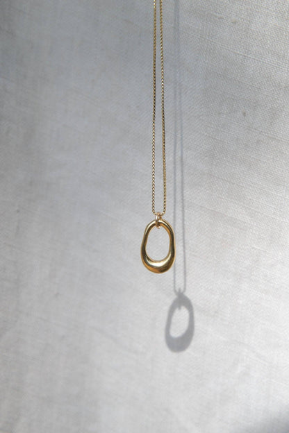 Cove Necklace
