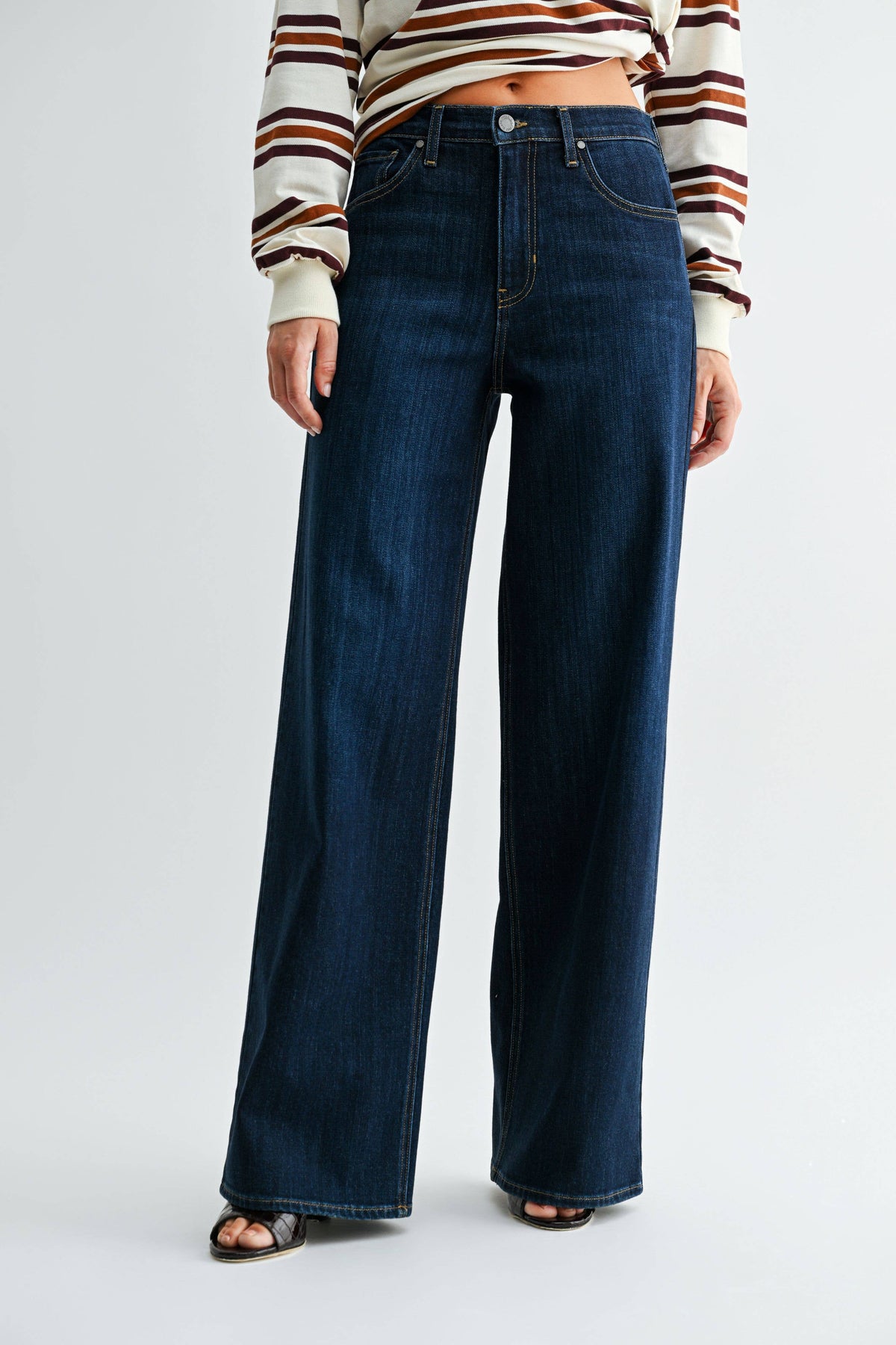 Classic Relaxed Wide Leg - Dark Denim