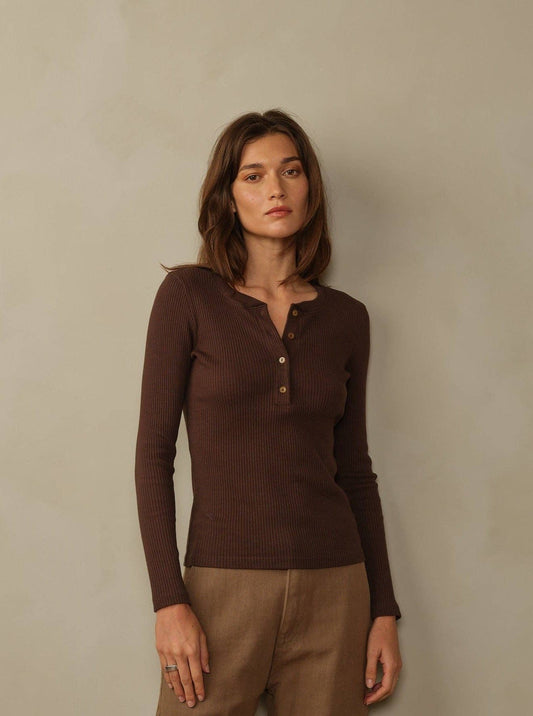 Tasman Ribbed Henley - Chocolate