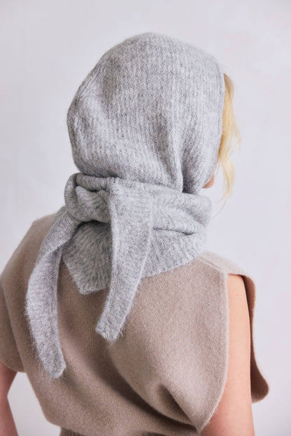 The Alpaca Hooded Scarf - Blizzard Grey