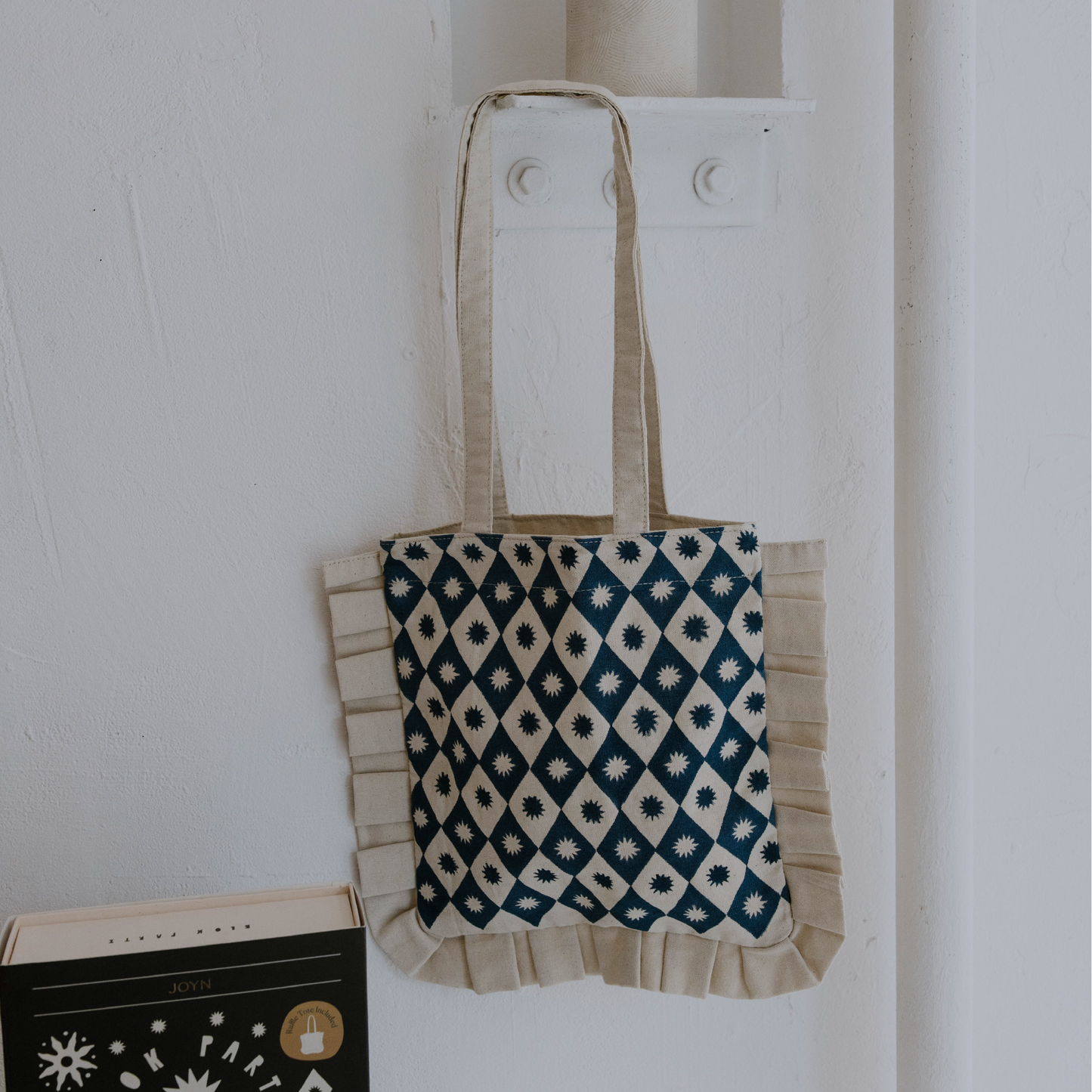 Block Printing Kit - Fern Ruffle Tote