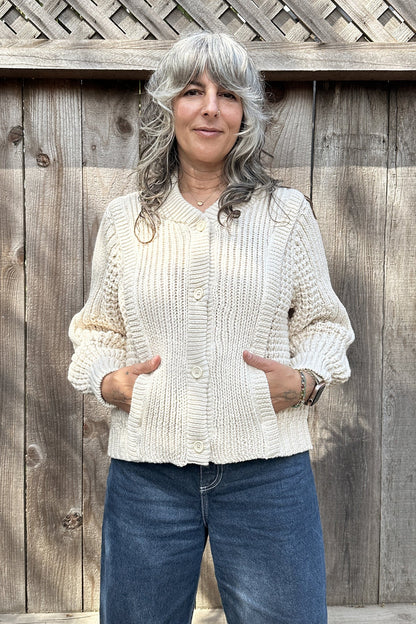 Sara Cardigan - Biscuit