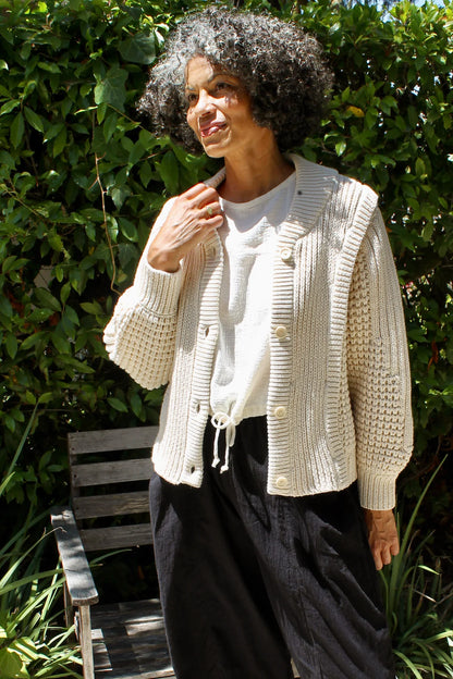 Sara Cardigan - Biscuit